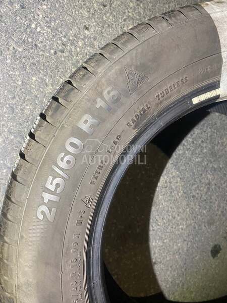 Continental 215/60 R16 Zimska