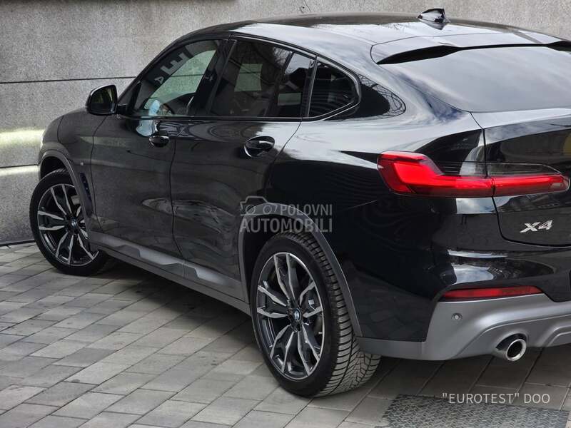 BMW X4 M/X-Drive