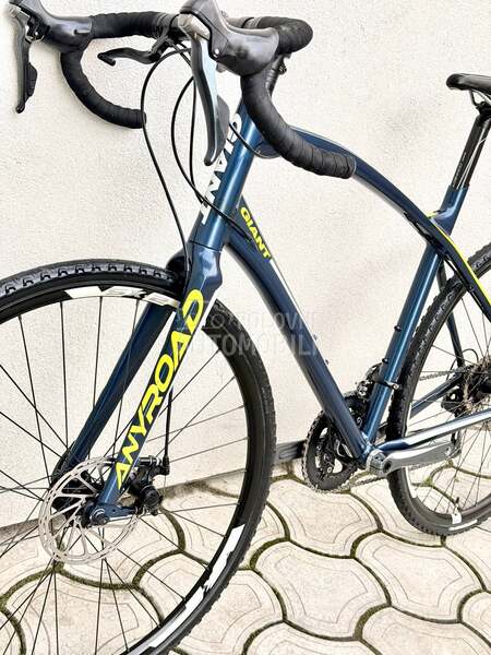 Giant Anyroad 28