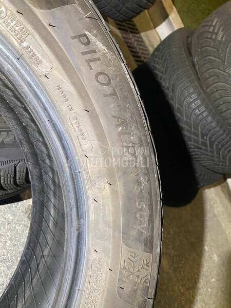 Michelin 225/60 R18 Zimska