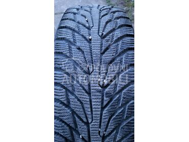 Petlas 205/60 R16 Zimska