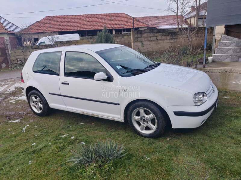 Volkswagen Golf 4 