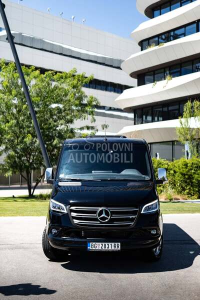 Mercedes Benz Sprinter 319