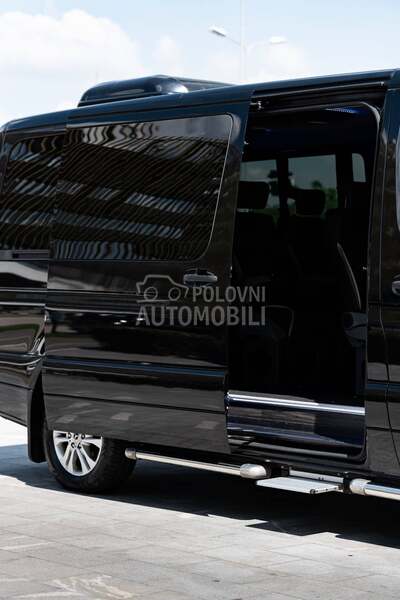 Mercedes Benz Sprinter 319