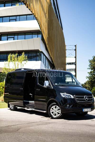 Mercedes Benz Sprinter 319