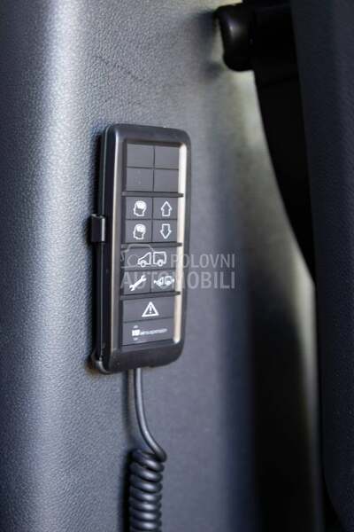 Mercedes Benz Sprinter 319