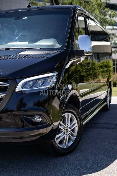 Mercedes Benz Sprinter 319