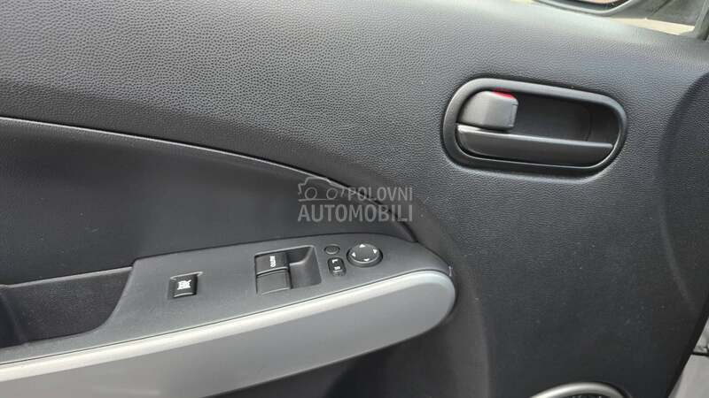 Mazda 2 1.4 B   N.O.V.A