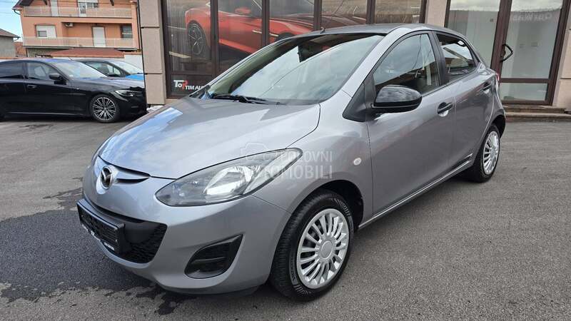 Mazda 2 1.4 B   N.O.V.A