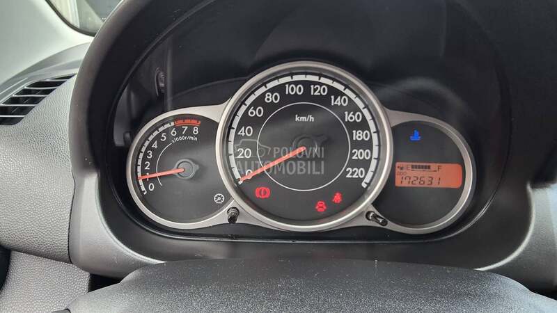 Mazda 2 1.4 B   N.O.V.A