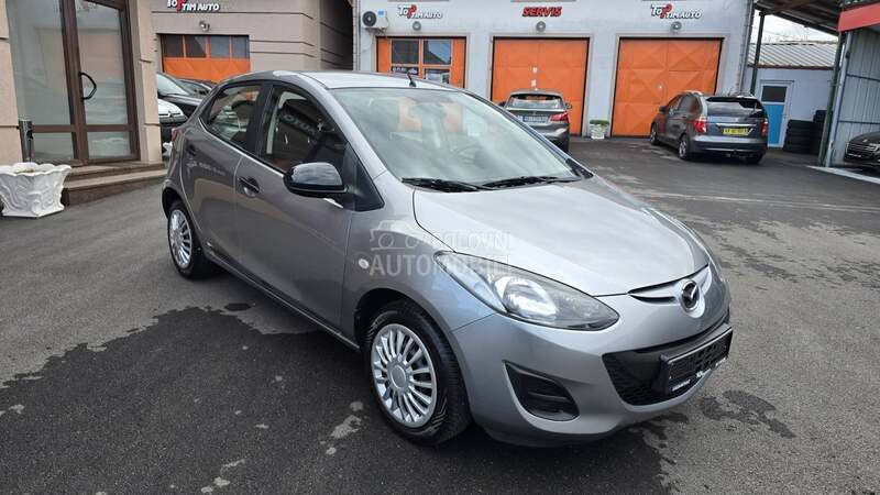 Mazda 2 1.4 B   N.O.V.A