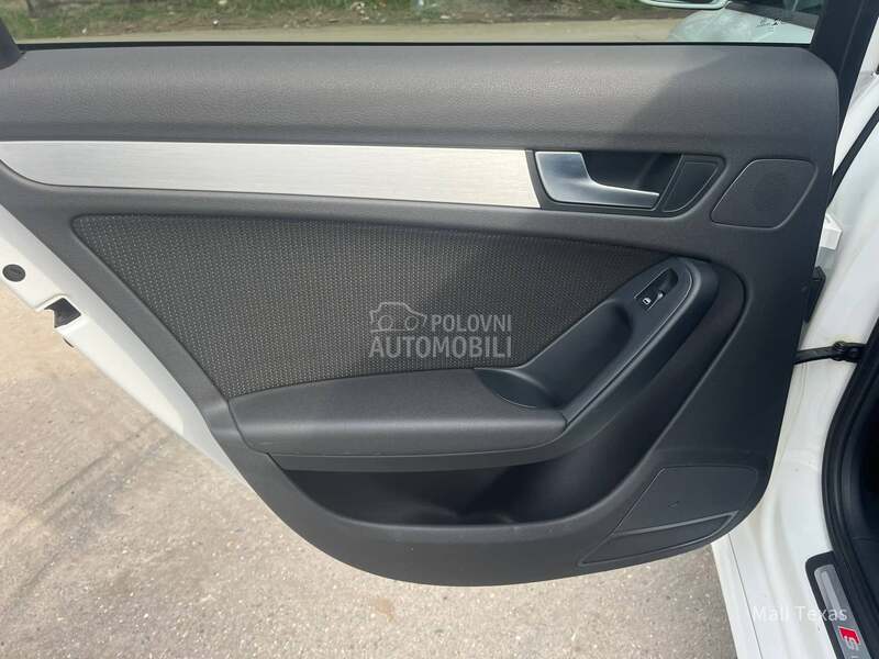 Audi A4 AUT/S LINE