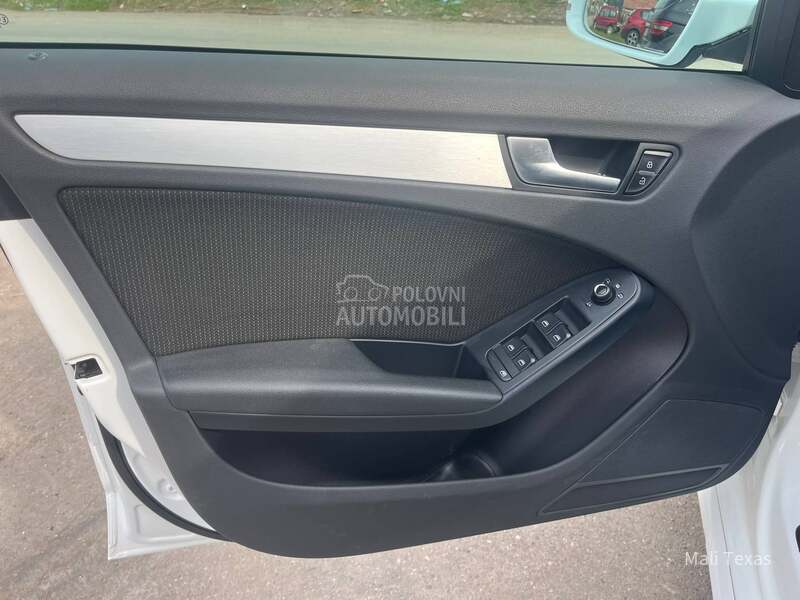 Audi A4 AUT/S LINE