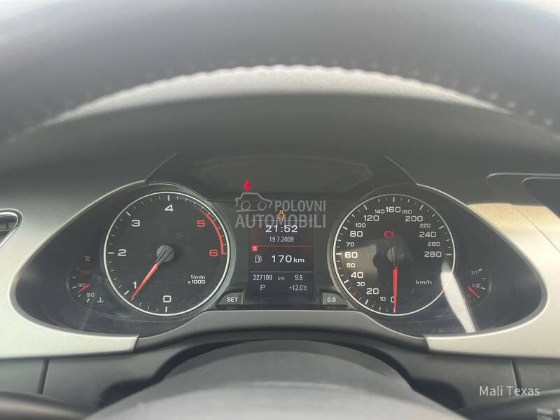Audi A4 AUT/S LINE