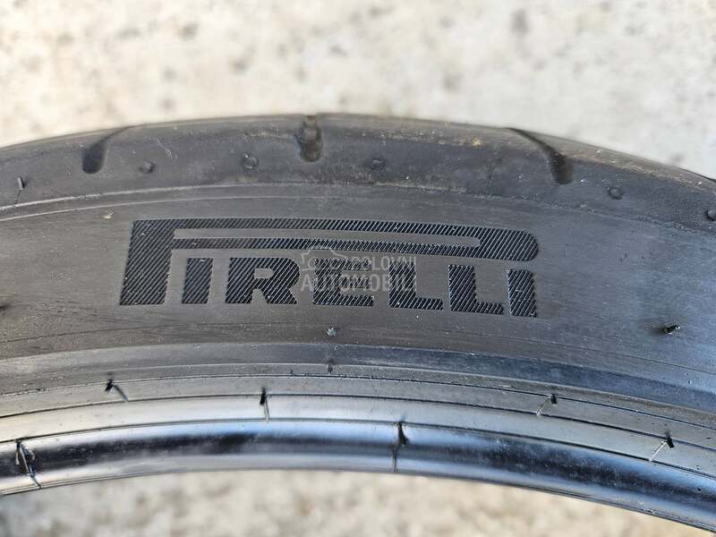 Pirelli 255/35 R22 Letnja
