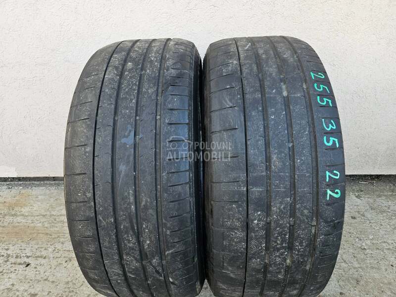 Pirelli 255/35 R22 Letnja