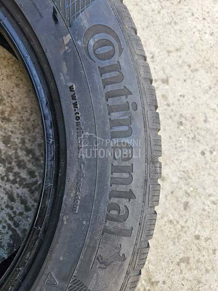 Continental 215/65 R17 Zimska