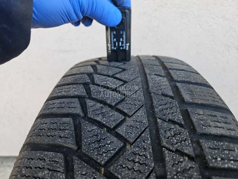 Continental 215/65 R17 Zimska