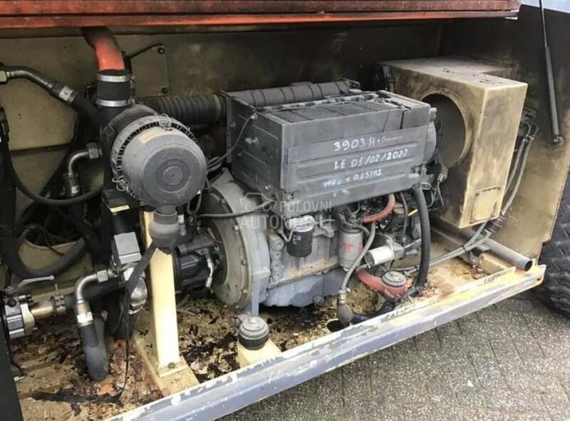 JLG 245 25   Deutz motor