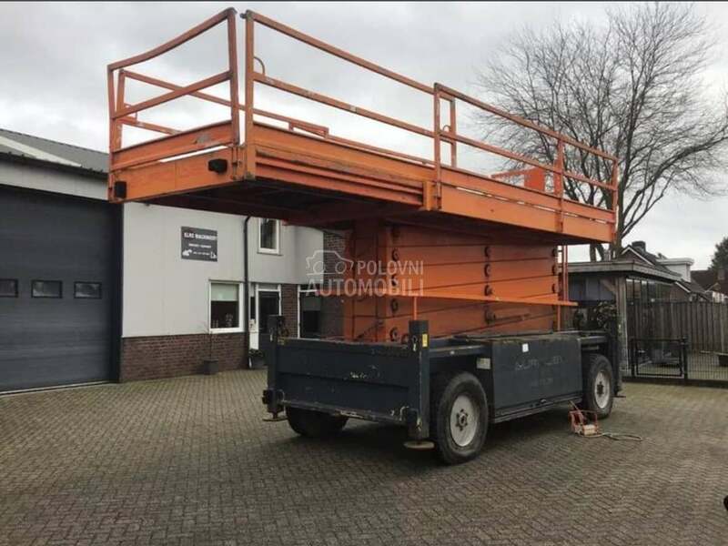 JLG 245 25   Deutz motor