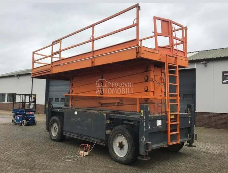 JLG 245 25   Deutz motor