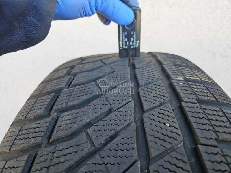 Falken 255/50 R19 Zimska