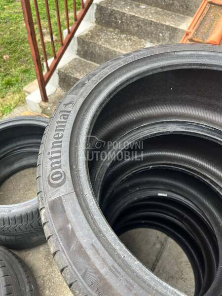 Continental 225/40 R18 Letnja