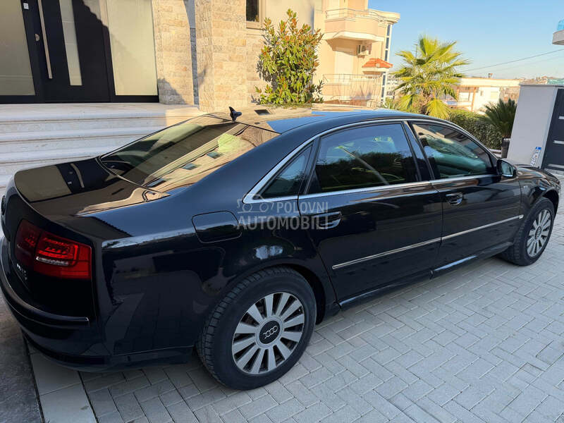 Audi A8 Long Blinda B7 VR9