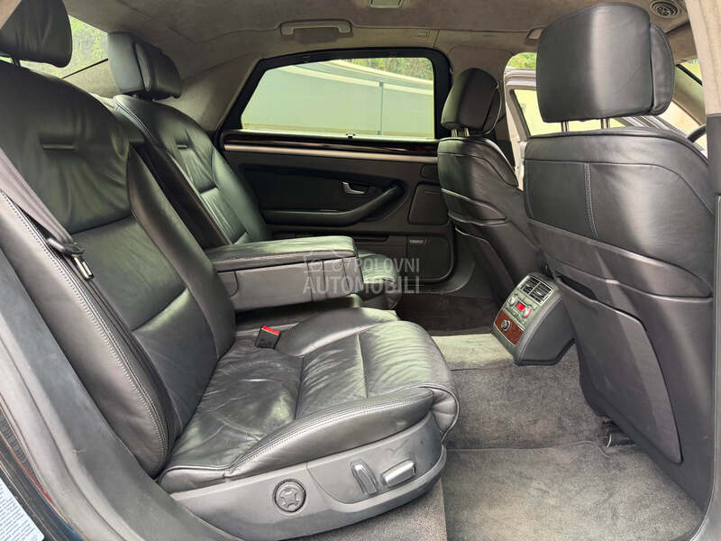 Audi A8 Long Blinda B7 VR9