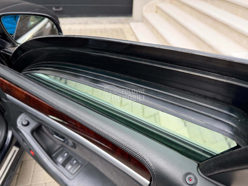 Audi A8 Long Blinda B7 VR9