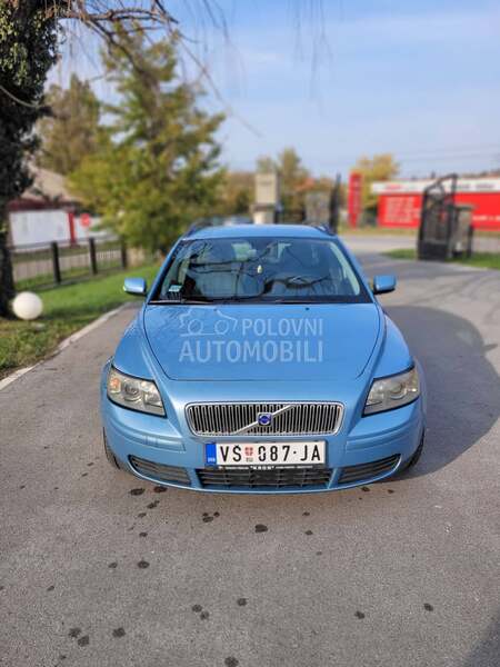Volvo V50 