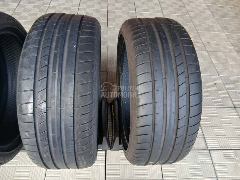 Goodyear 245/40 R19 Letnja