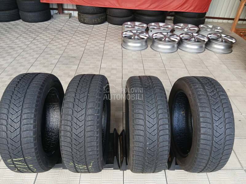 Pirelli 215/55 R17 Zimska