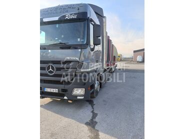 Mercedes Benz Akros mp3