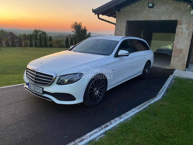 Mercedes Benz E 200 E213