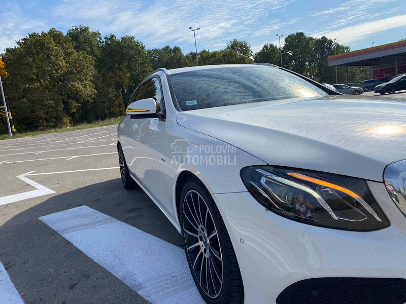 Mercedes Benz E 200 E213