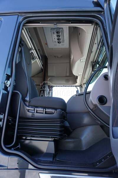 DAF 106 / 480 / DOM1894