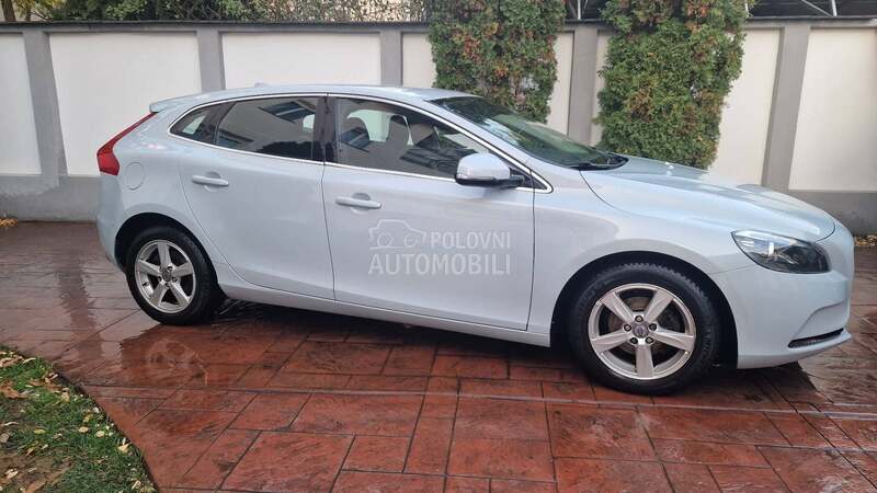 Volvo V40 1.6 d  OCUVAN