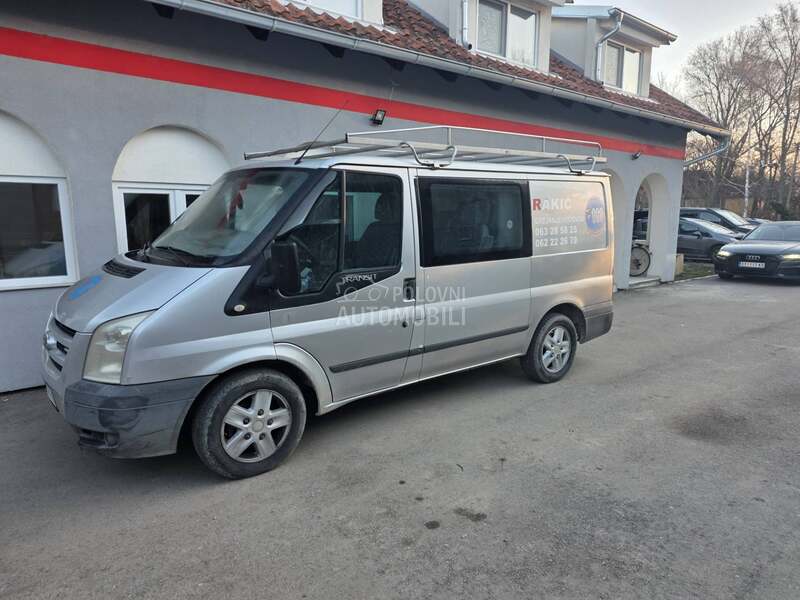 Ford Transit Dupla kabina