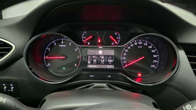 Opel Crossland X  Elegance