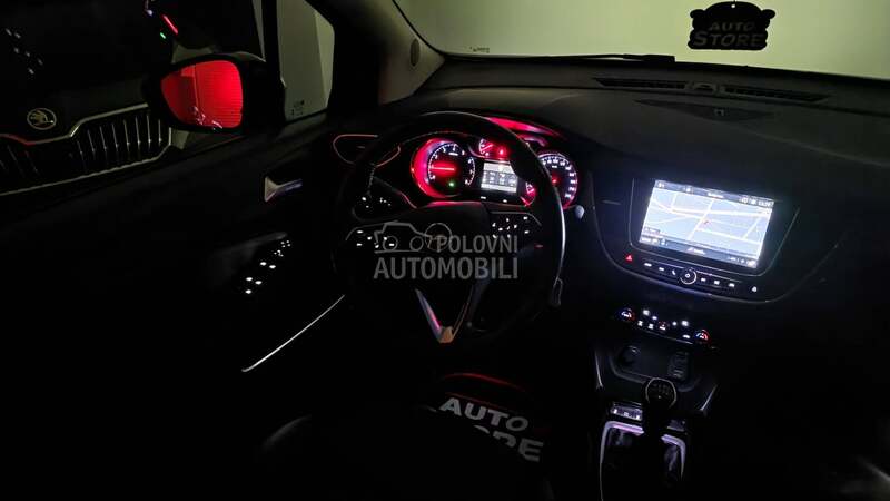 Opel Crossland X  Elegance