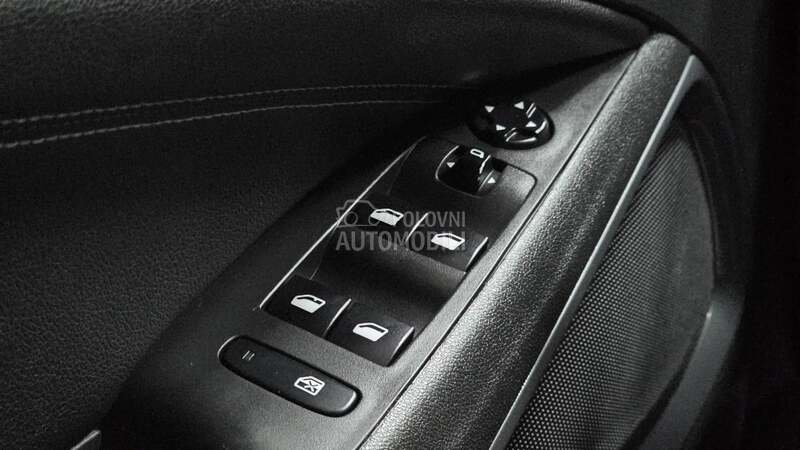 Opel Crossland X  Elegance