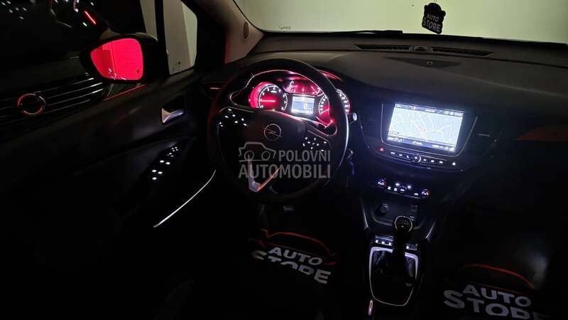Opel Crossland X  
