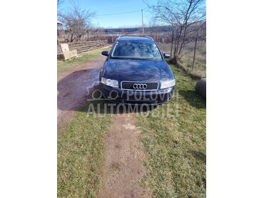 Audi A4 2003. god. -  kompletan auto u delovima