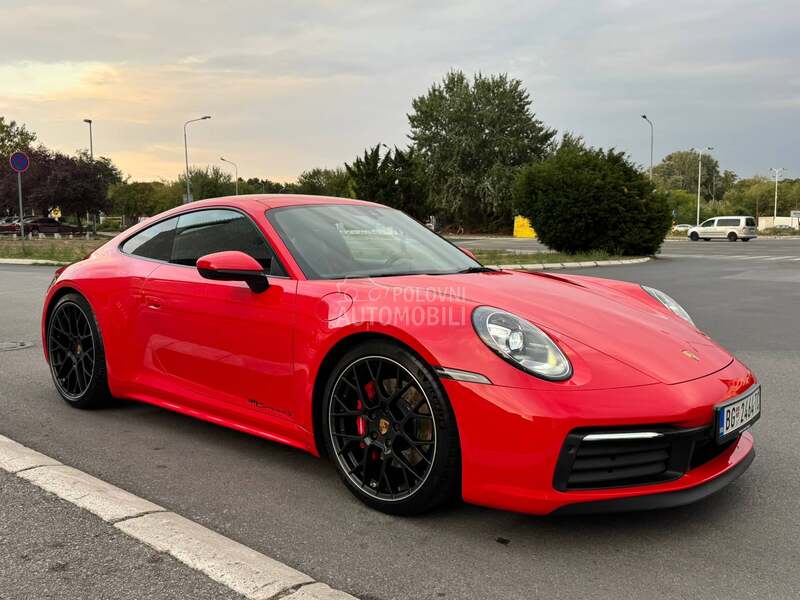 Porsche 911 4s