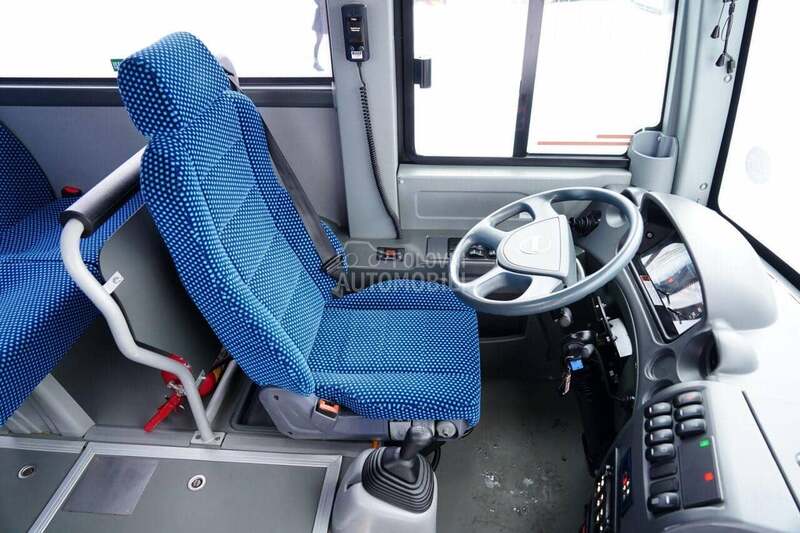 Isuzu NOVO/Autobus/IMP3688