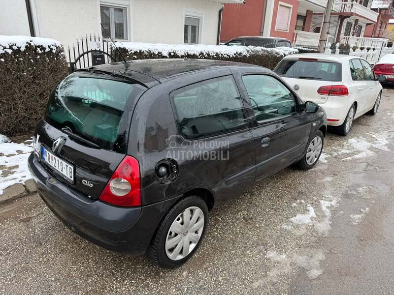 Renault Clio 