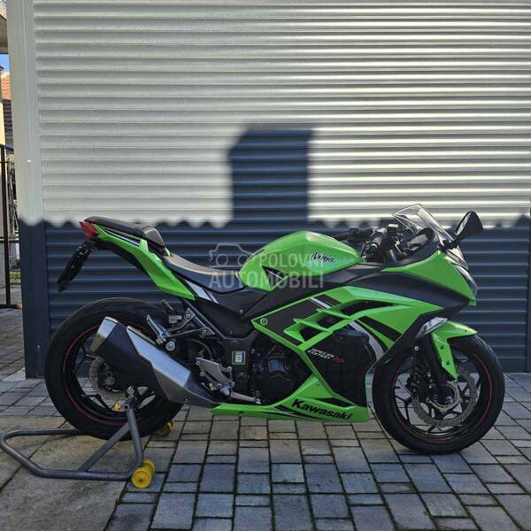 Kawasaki NINJA 300