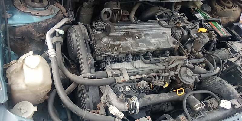 Mazda Premacy -  kompletan auto u delovima