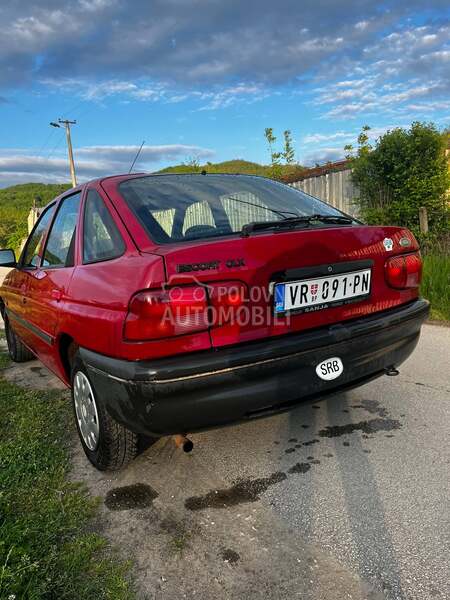 Ford Escort 